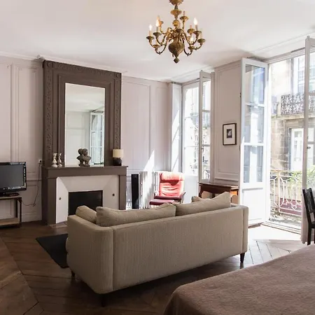 Maison D'hotes En Ville 4*