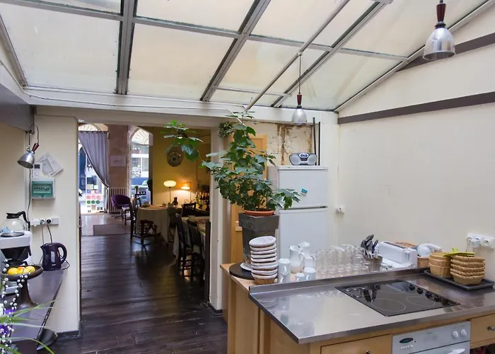 Maison D'hotes En Ville 4*