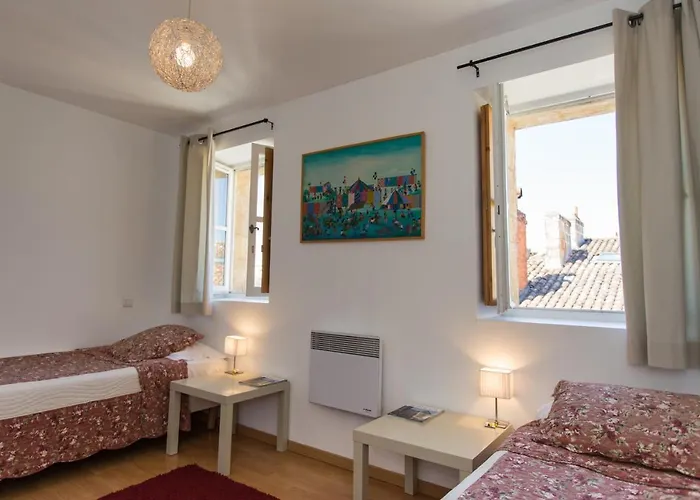 Maison D'hotes En Ville 4*